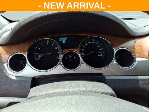 Used 2008 Buick Enclave CX FWD image 20