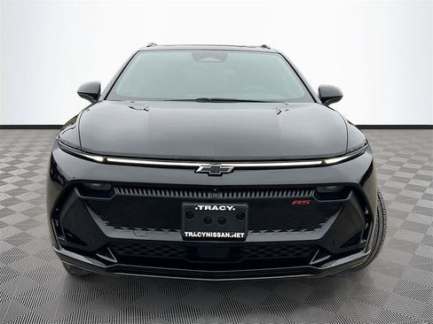 Used 2025 Chevrolet Equinox EV RS w/ Convenience Package II image 2