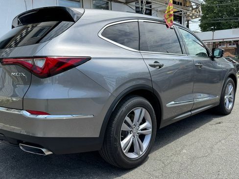 Used 2023 Acura MDX SH-AWD image 36