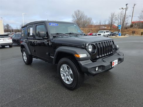 Used 2021 Jeep Wrangler Unlimited Sport image 9