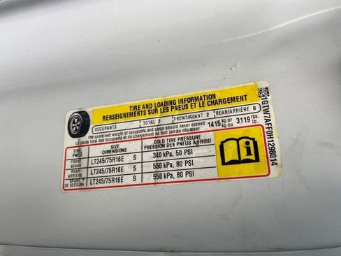 Used 2017 GMC Savana 2500 image 19