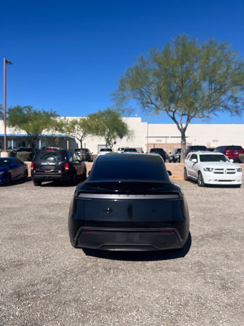Used 2026 Tesla Model Y Long Range RWD image 5