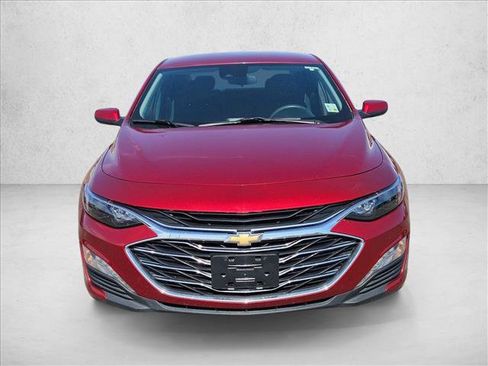 Used 2024 Chevrolet Malibu LT FWD image 2