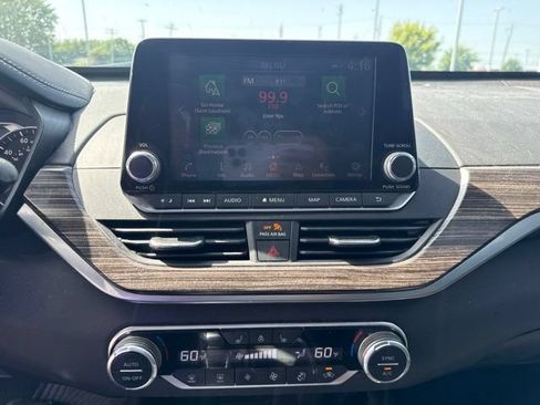 Used 2020 Nissan Altima 2.5 SL FWD image 19