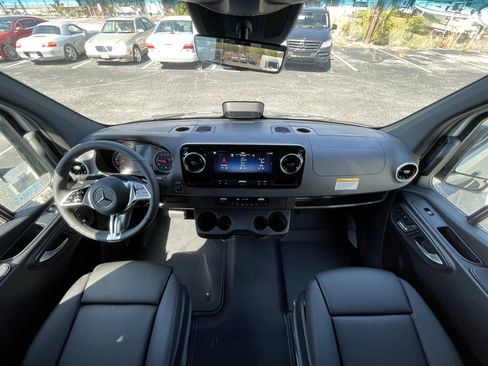 New 2026 Mercedes-Benz Sprinter 2500 image 8