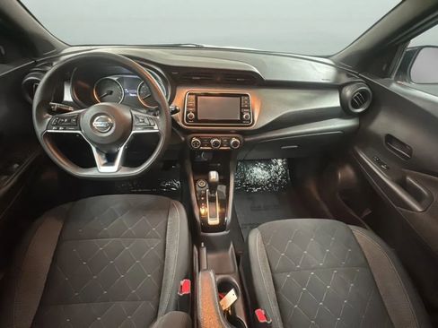 Used 2020 Nissan Kicks S FWD image 9