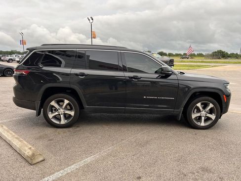 Used 2026 Jeep Grand Cherokee L Limited w/ MOPAR Finishing Package AWD/4WD image 5
