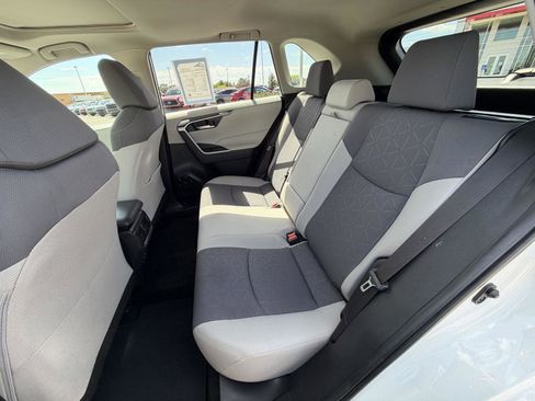 Used 2019 Toyota RAV4 XLE w/ Convenience Package FWD image 23