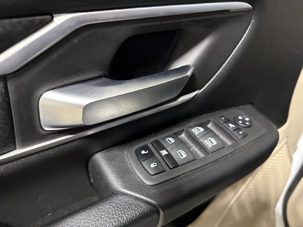 Used 2019 RAM 1500 Big Horn AWD/4WD image 20