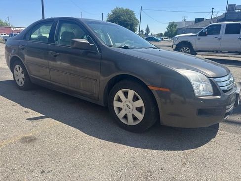Used 2006 Ford Fusion SE FWD image 3