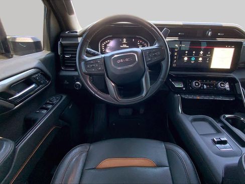 Used 2024 GMC Sierra 2500 AT4 w/ AT4 Premium Plus Package AWD/4WD image 6