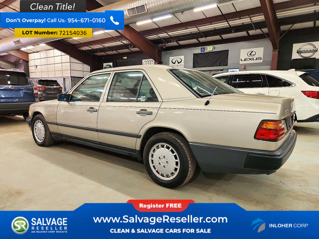 Used 1989 Mercedes-Benz 300 E 3.0 image 3