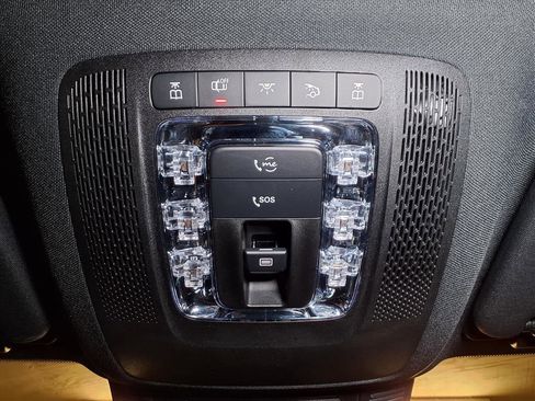 Used 2024 Mercedes-Benz GLE 53 AMG 4MATIC image 11