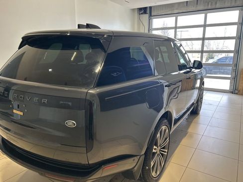Used 2023 Land Rover Range Rover SE image 17