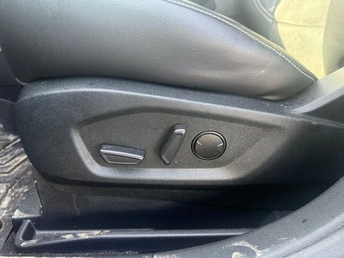 Used 2019 Ford Explorer Limited w/ Class III Trailer Tow Package image 54