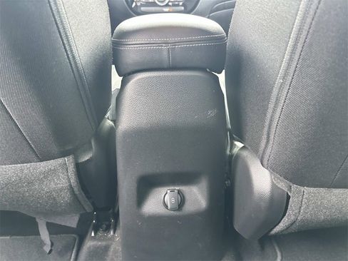 Used 2017 Kia Soul + image 14