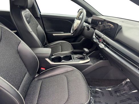 Used 2025 Kia K4 GT-Line w/ GT-Line Sunroof Package FWD image 15