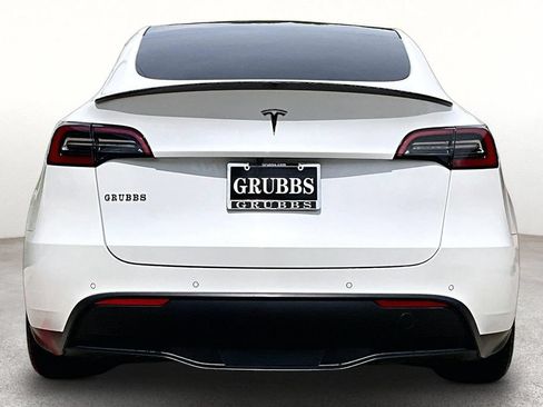 Used 2022 Tesla Model Y Performance AWD/4WD image 5