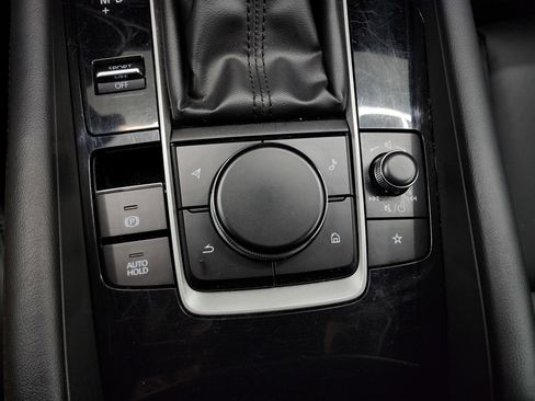 Used 2024 MAZDA MAZDA3 s image 39