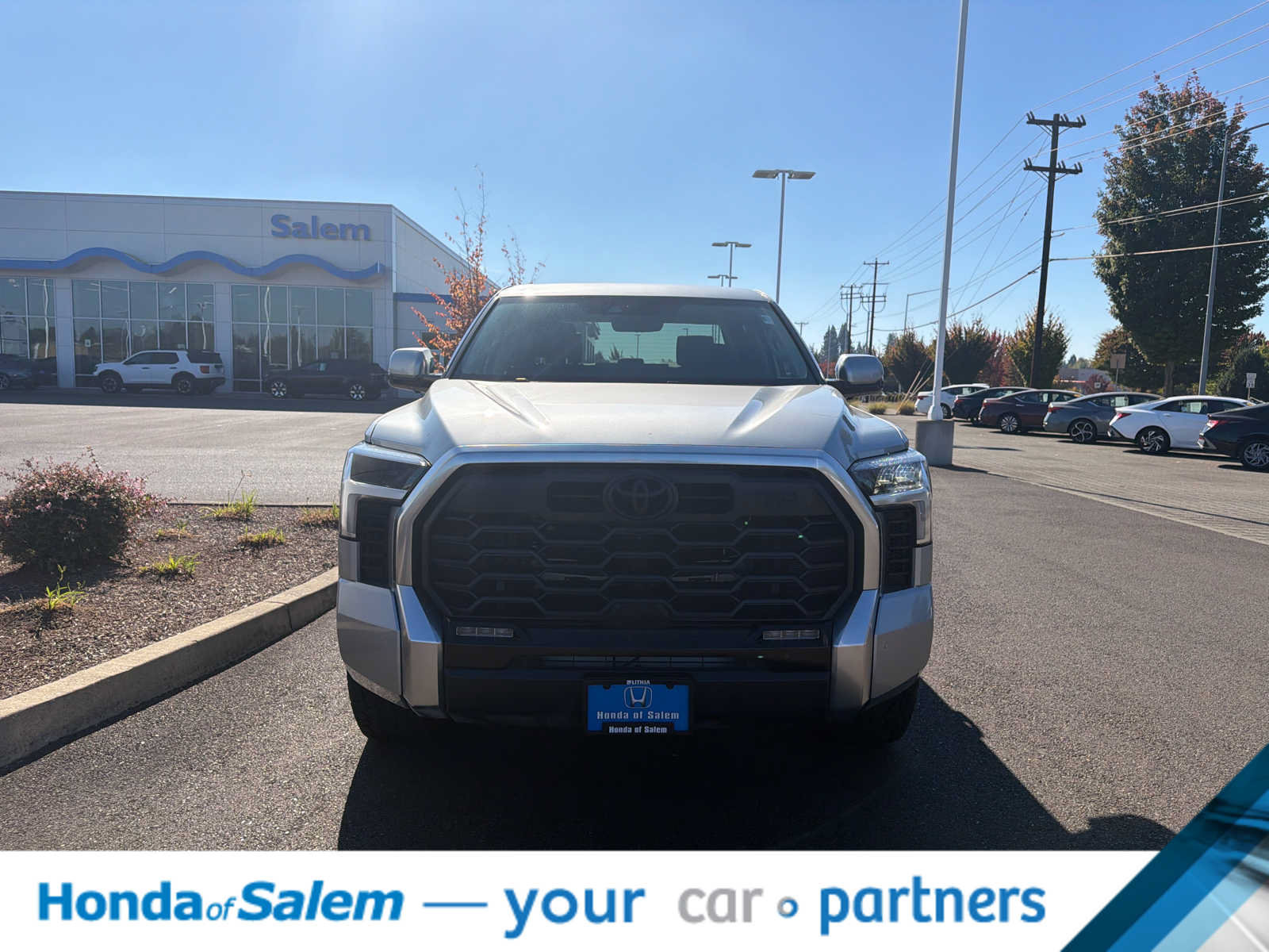 Used 2023 Toyota Tundra Limited w/ TRD Off-Road Package AWD/4WD image 6