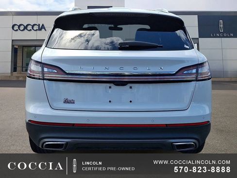 Certified 2022 Lincoln Nautilus Reserve AWD/4WD image 5