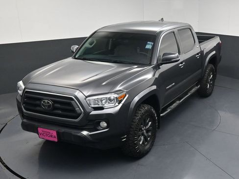 Used 2023 Toyota Tacoma SR5 w/ Technology Package AWD/4WD image 17