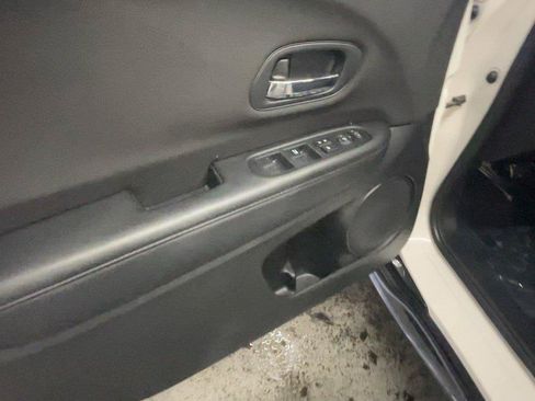 Used 2022 Honda HR-V Sport image 31