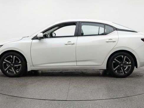 Used 2025 Nissan Sentra SV FWD image 5