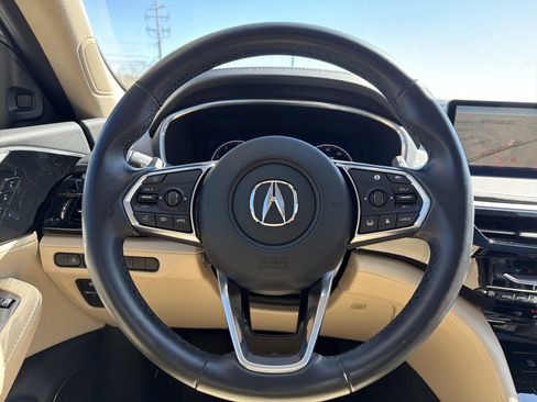 Certified 2023 Acura MDX FWD w/ Technology Package image 18