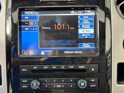 Used 2011 Ford F150 Platinum image 14