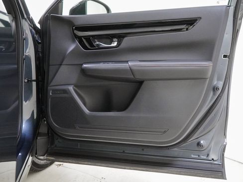 Certified 2025 Honda CR-V Sport Touring image 36