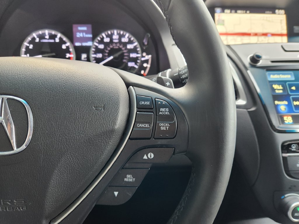 Used 2018 Acura RDX w/ Technology Package FWD image 31