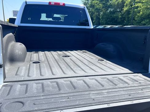 Used 2025 RAM 2500 Big Horn AWD/4WD image 7