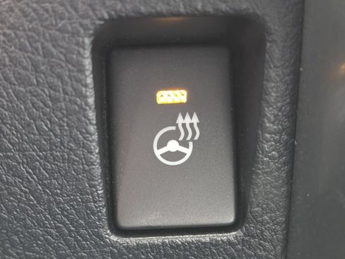 Certified 2024 Toyota 4Runner SR5 Premium w/ SR5 Premium Package AWD/4WD image 15