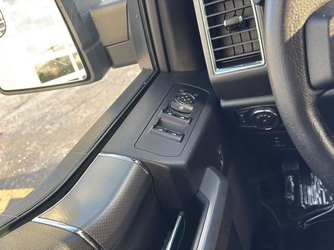 Used 2016 Ford F150 XLT w/ Equipment Group 302A Luxury image 15