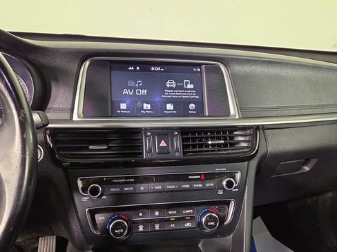 Used 2019 Kia Optima S w/ S Panoramic Sunroof Package FWD image 17