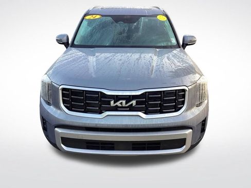 Used 2024 Kia Telluride S AWD/4WD image 2