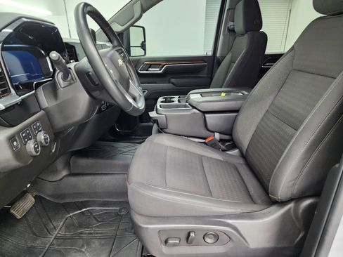 Used 2025 Chevrolet Silverado 3500 LT w/ All Star Edition image 8