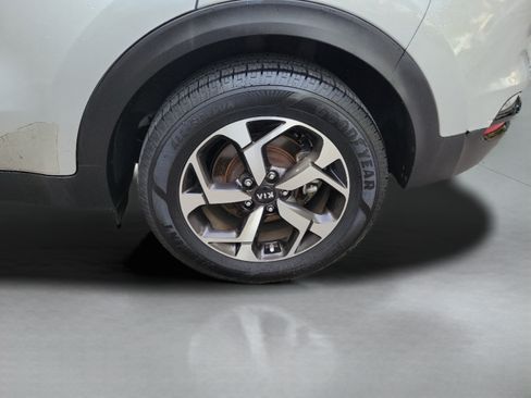 Used 2020 Kia Sportage LX FWD image 23