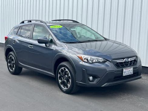 Used 2023 Subaru Crosstrek 2.0i Premium image 8