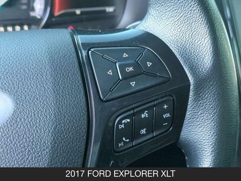 Used 2017 Ford Explorer XLT w/ Equipment Group 202A FWD image 19