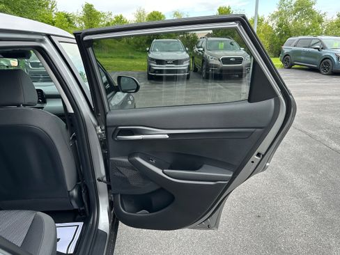 New 2026 Kia Seltos LX AWD/4WD image 17
