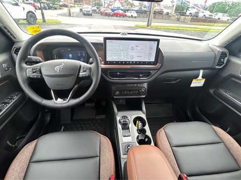 New 2026 Ford Bronco Sport Outer Banks w/ Outer Banks Tech Package+ AWD/4WD image 17