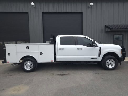 Used 2024 Ford F350 XL w/ XL Driver Assist Package AWD/4WD image 5