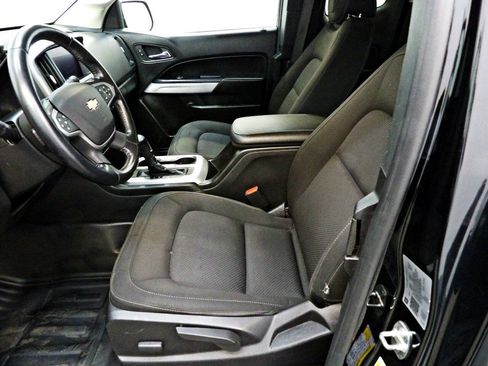 Used 2020 Chevrolet Colorado LT w/ Safety Package RWD image 7