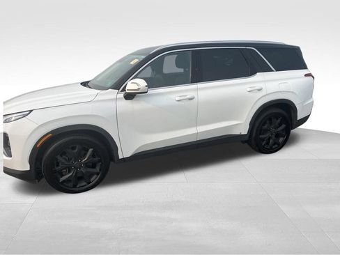 Used 2021 Hyundai Palisade SEL FWD image 4