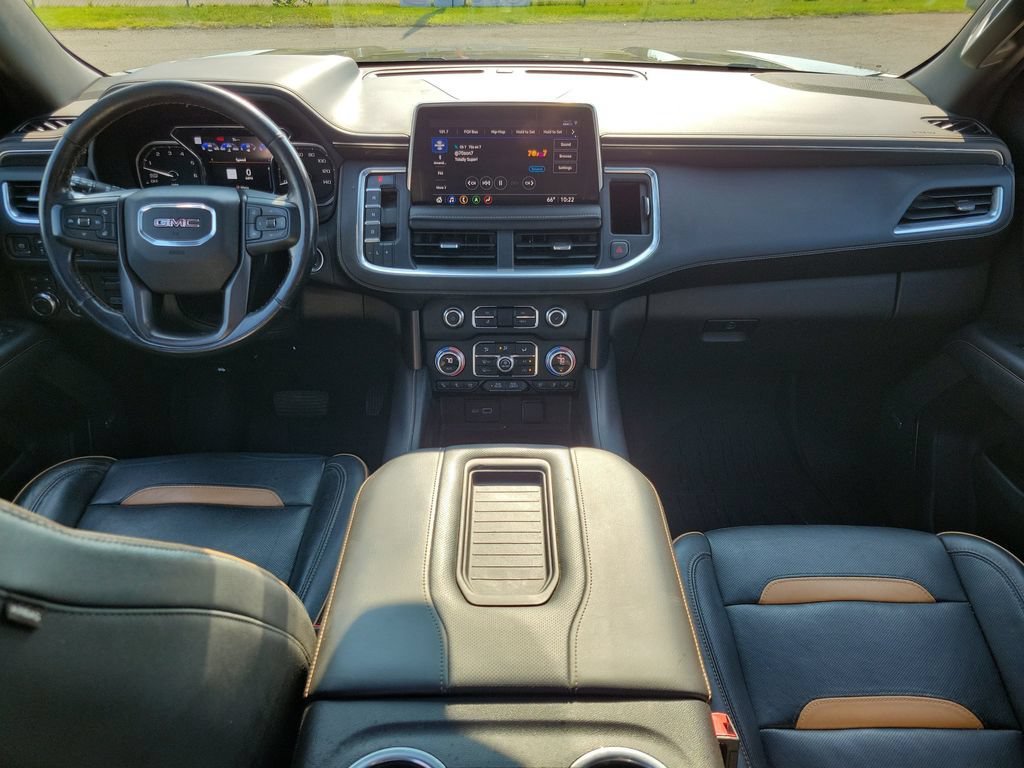 Used 2021 GMC Yukon AT4 w/ AT4 Premium Plus Package AWD/4WD image 13