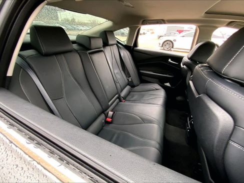 Certified 2025 Acura TLX w/ Technology Package image 17