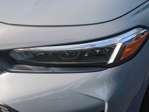 Used 2025 Honda Civic Sport image 5