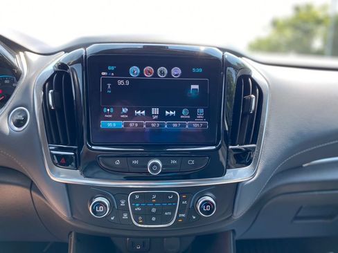 Used 2018 Chevrolet Traverse LT AWD/4WD image 25